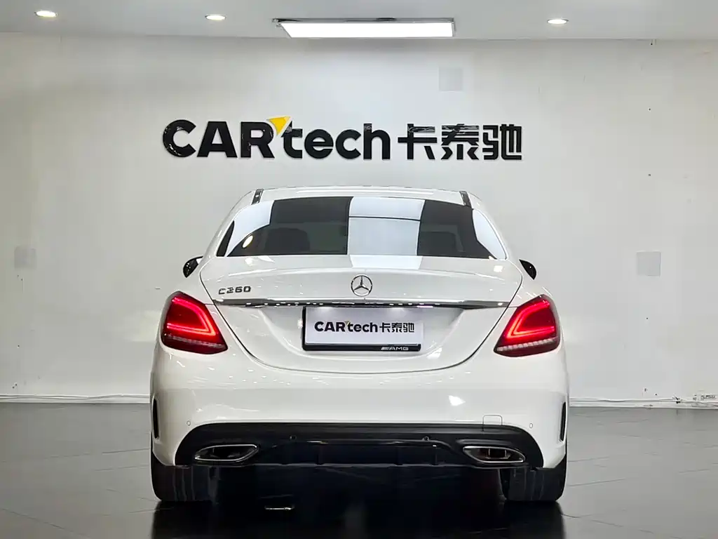 Mercedes-Benz C-Class — миниатюра 6
