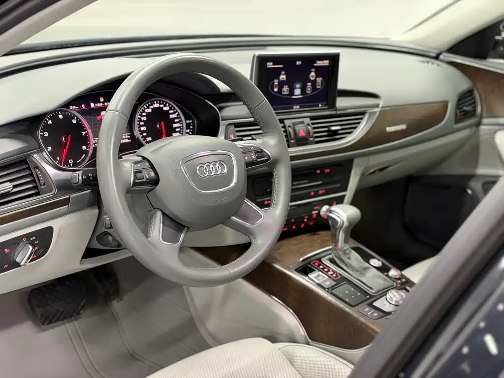 Audi A6L — миниатюра 10