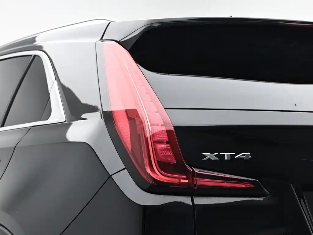 Cadillac XT4 — миниатюра 7
