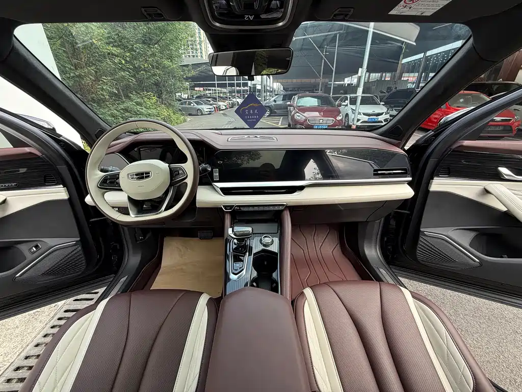 Geely Xingyue L — миниатюра 21