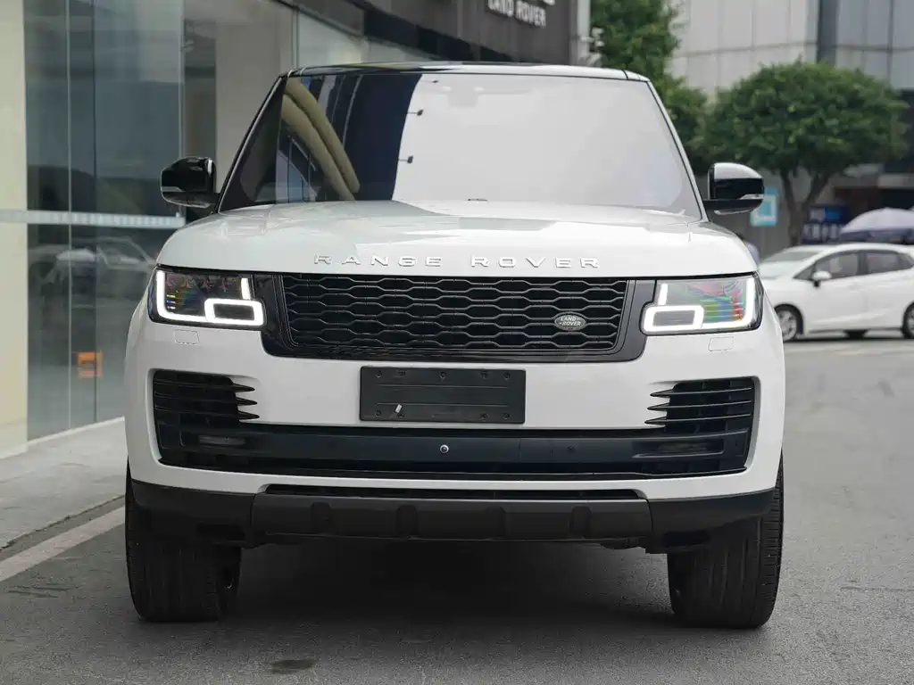 Land Rover Range Rover — миниатюра 2