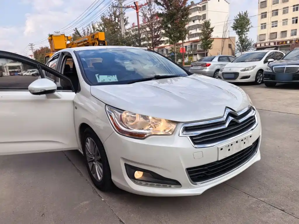 Citroen C4L — миниатюра 4