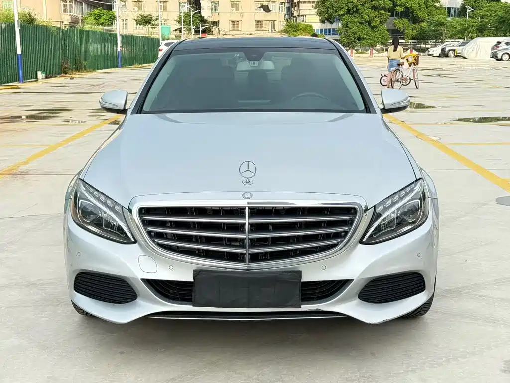 Mercedes-Benz C-Class — миниатюра 2