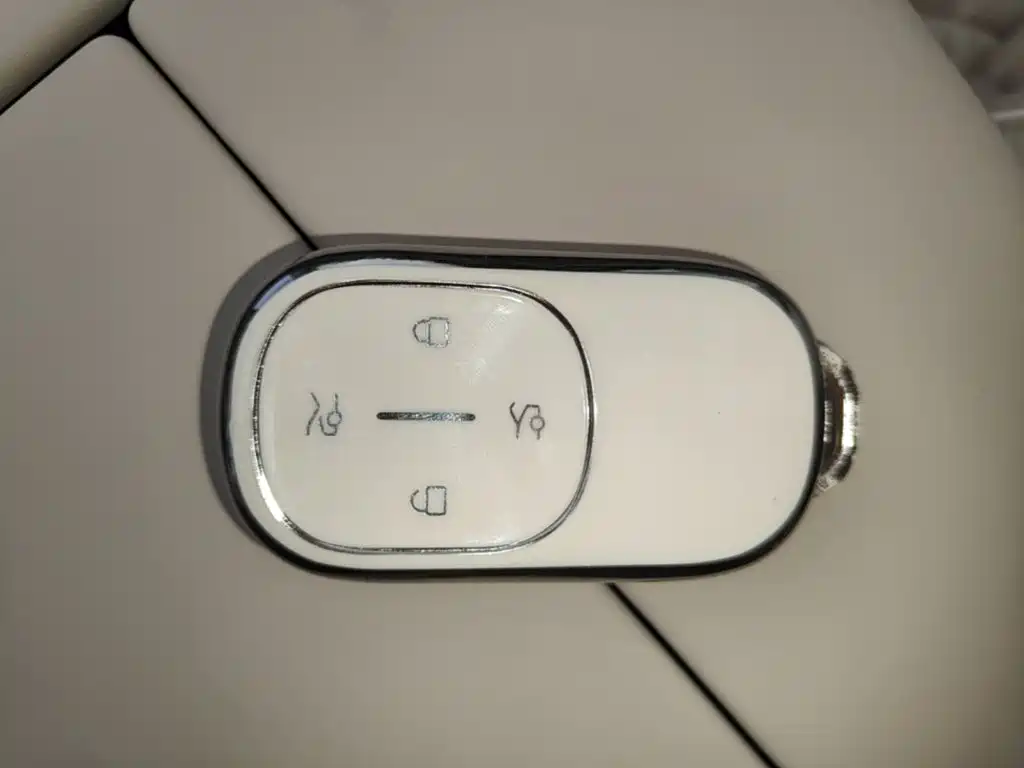 NIO ES8 — миниатюра 9