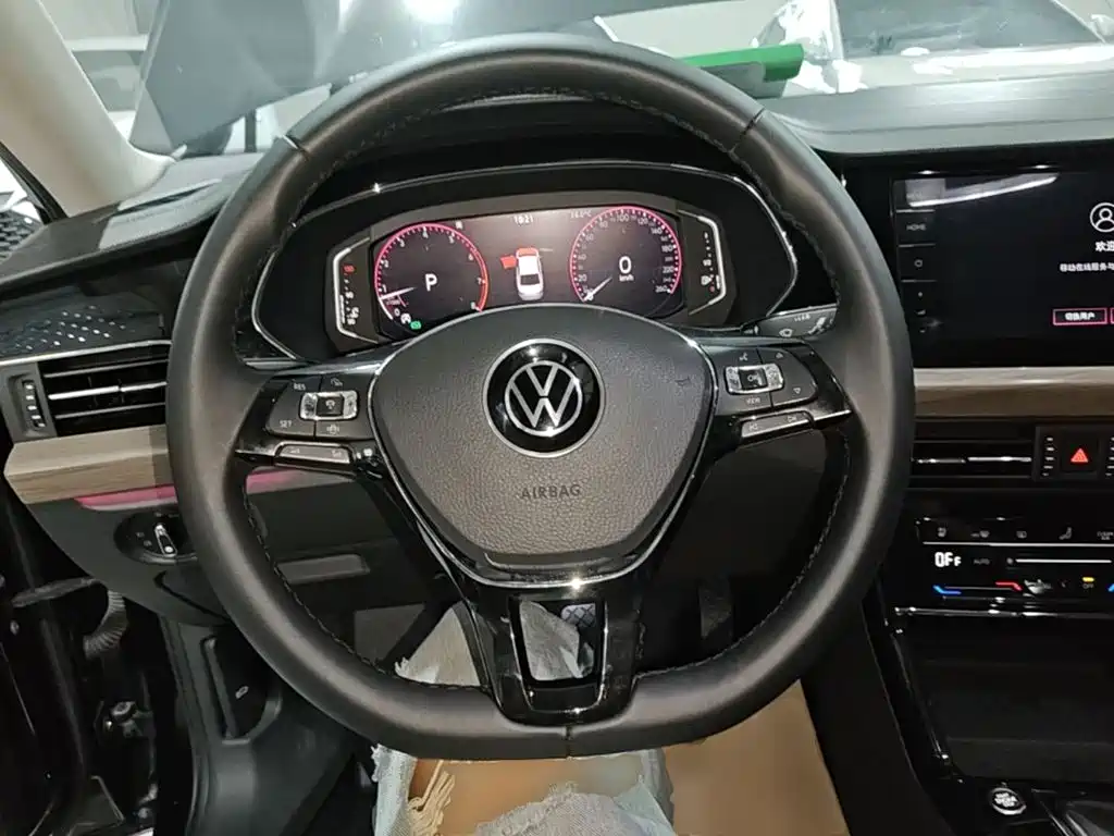 Volkswagen Passat — миниатюра 11