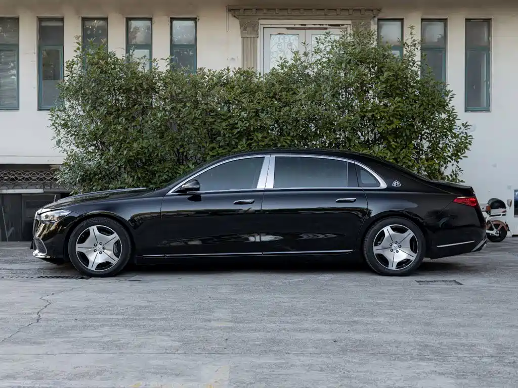 Mercedes-Benz S-Class — миниатюра 7