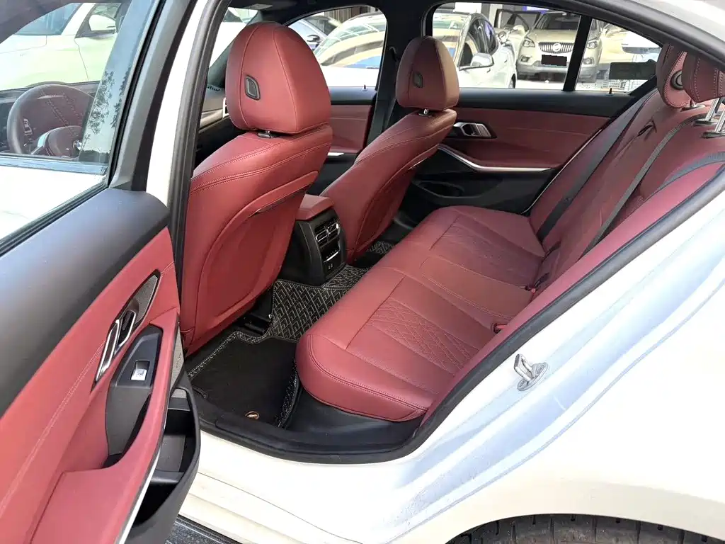BMW 3 Series — миниатюра 4
