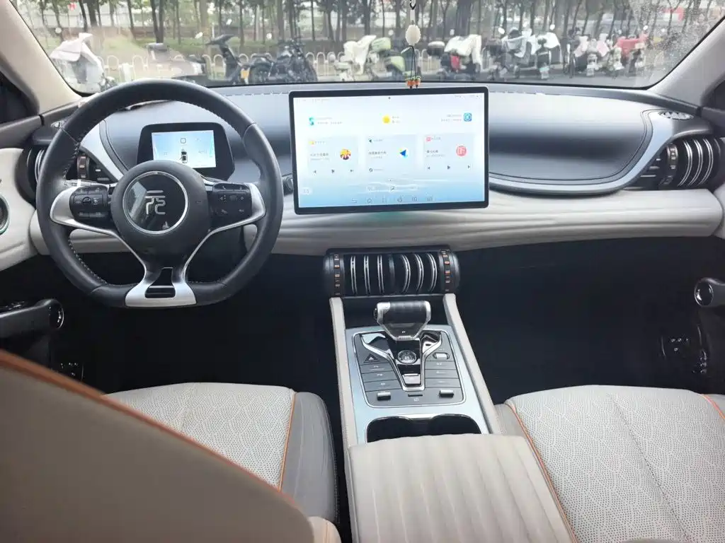 BYD Yuan Plus — миниатюра 13