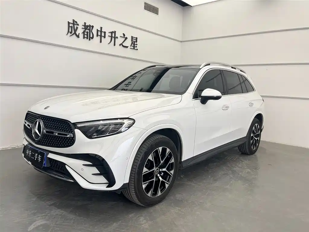 MERCEDES-BENZ GLC