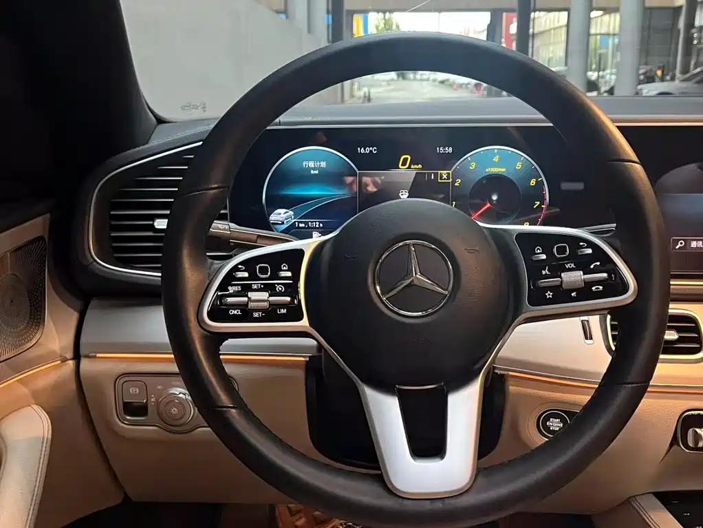 Mercedes-Benz GLE Coupe — миниатюра 13