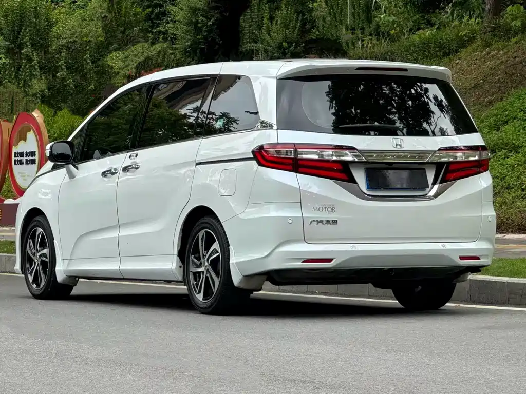 Honda Odyssey — миниатюра 3