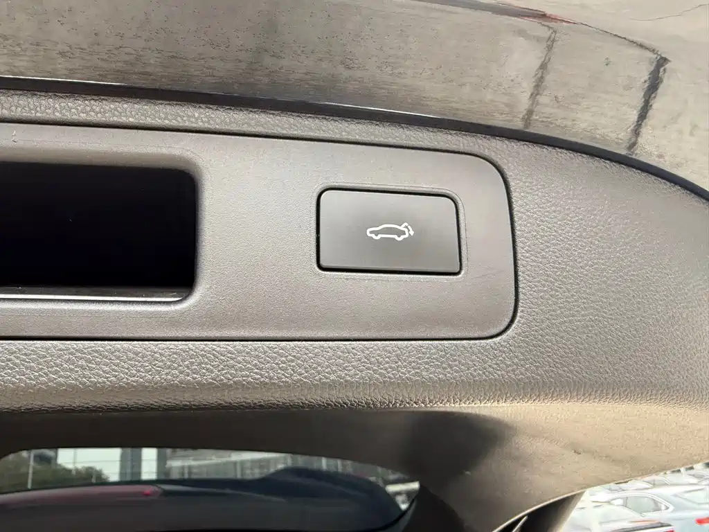 GEELY AUTOMOBILE HAOYUE L