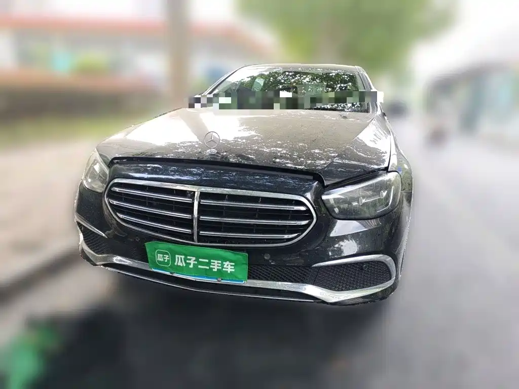 Mercedes-Benz E-Class — миниатюра 2