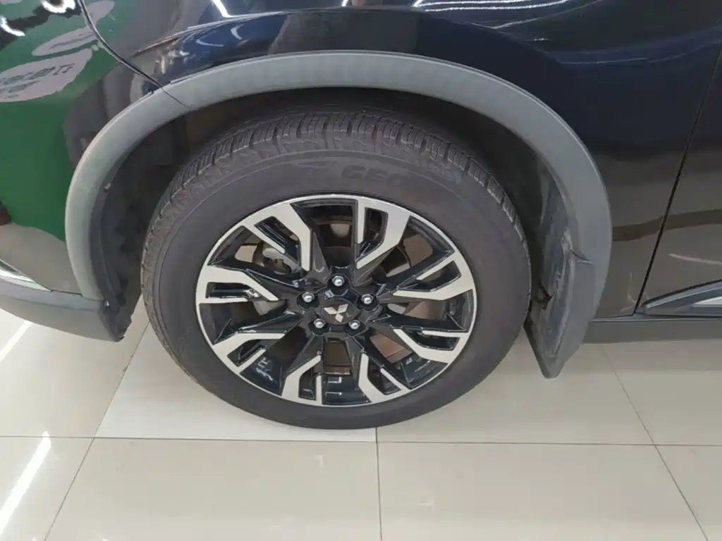 Mitsubishi Outlander — миниатюра 23
