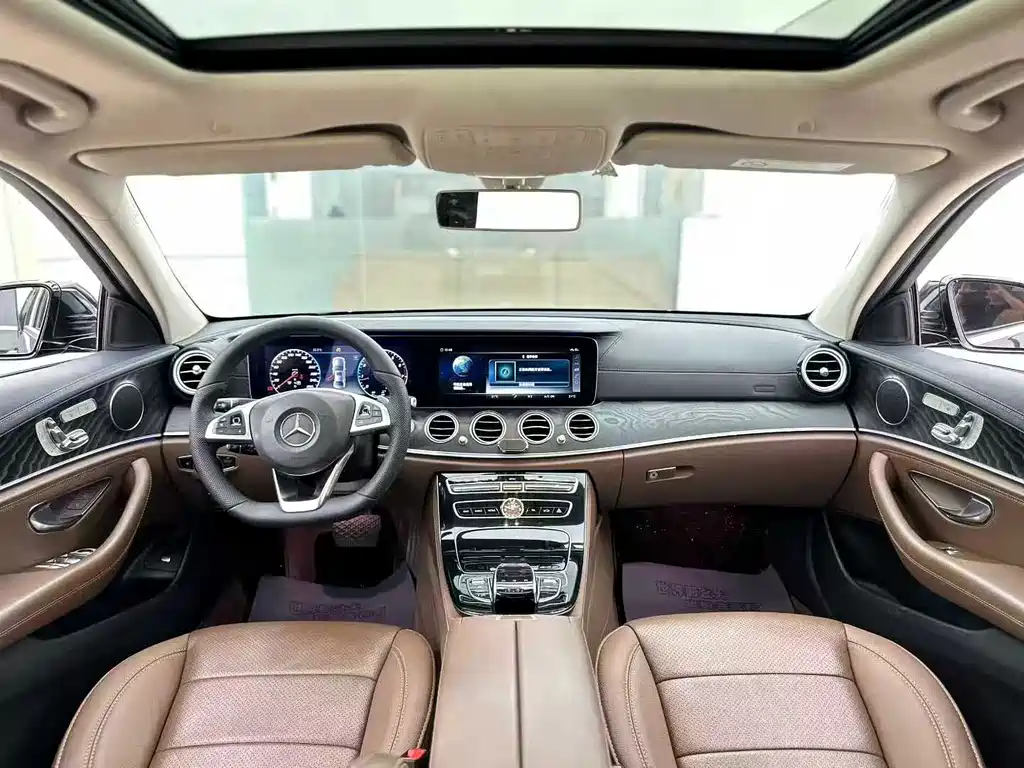 MERCEDES-BENZ E CLASS