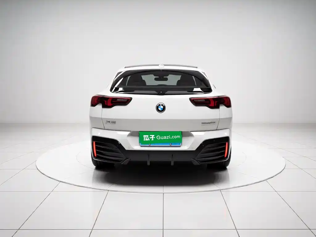 BMW X2 (Import) — миниатюра 3