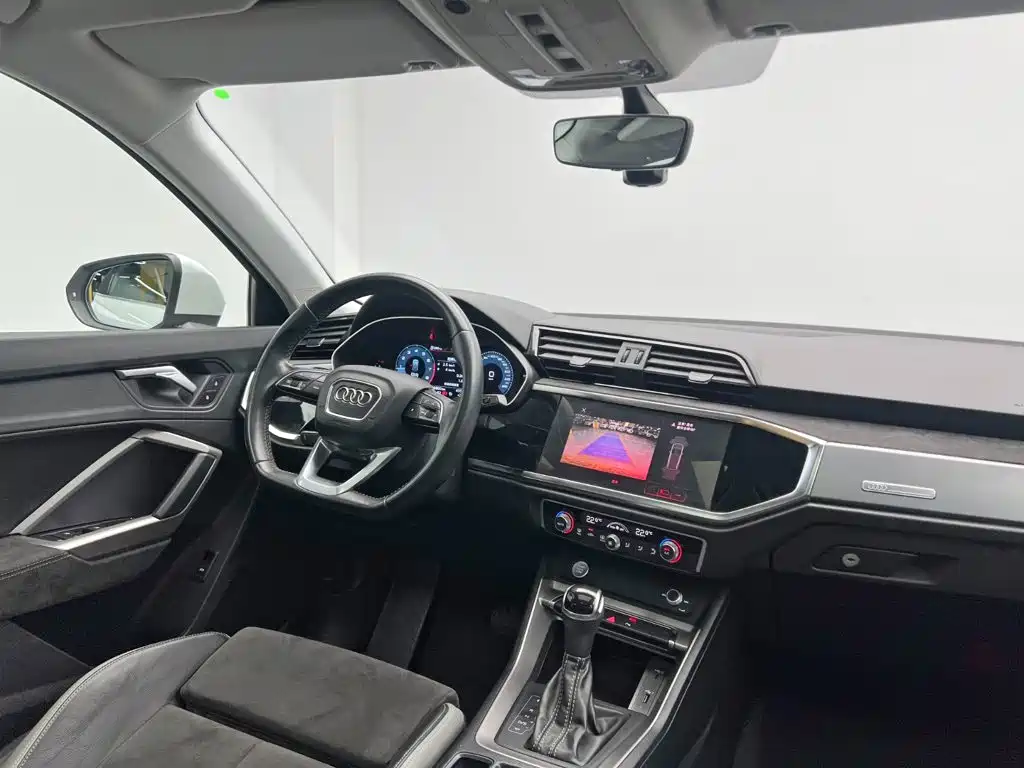 Audi Q3 — миниатюра 21