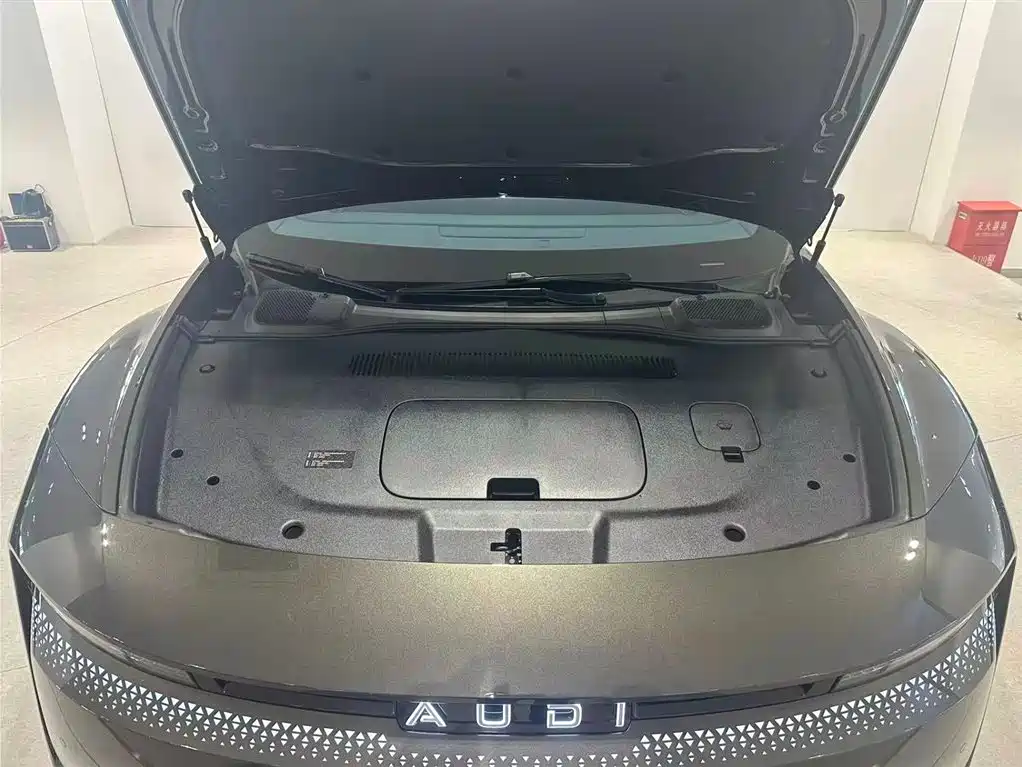Audi E5 Sportback — миниатюра 9