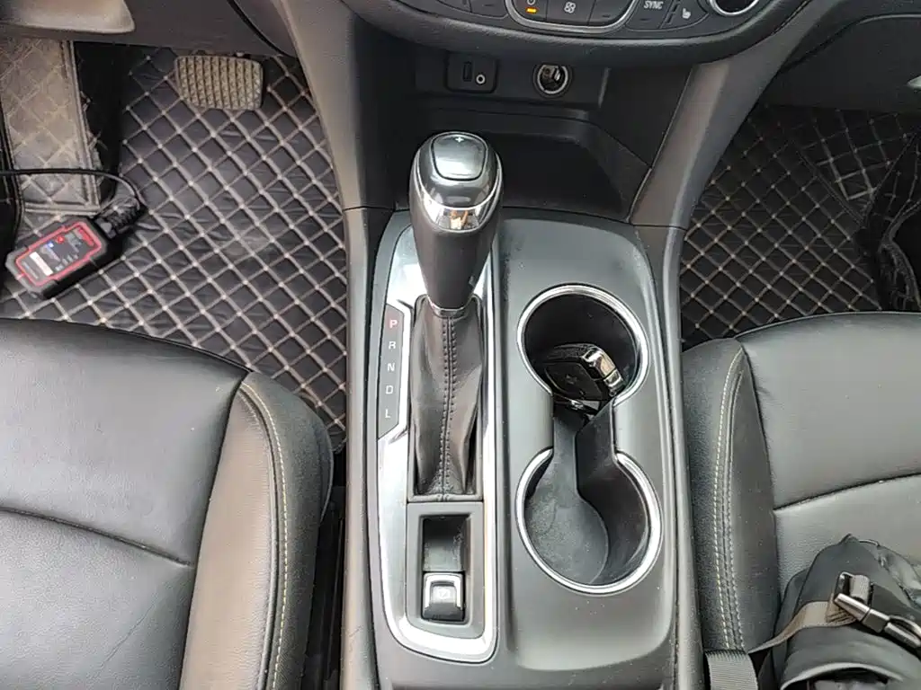 Chevrolet Equinox — миниатюра 14