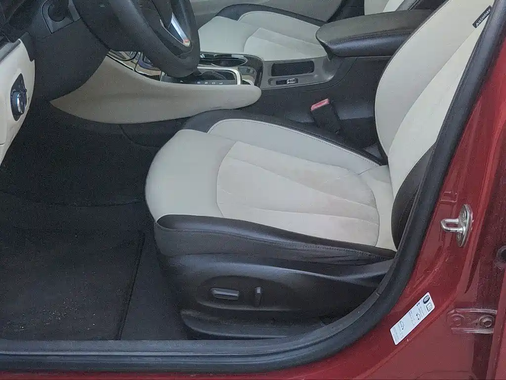 Buick Verano — миниатюра 9