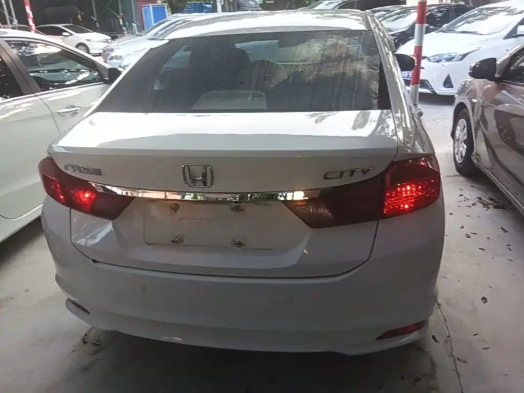 Honda City — миниатюра 6