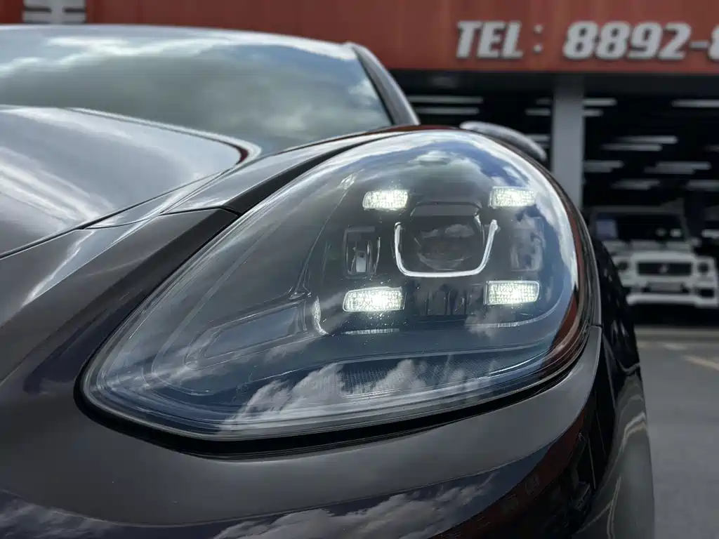 Porsche Panamera — миниатюра 4