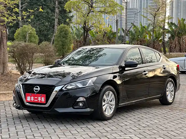 NISSAN TEANA