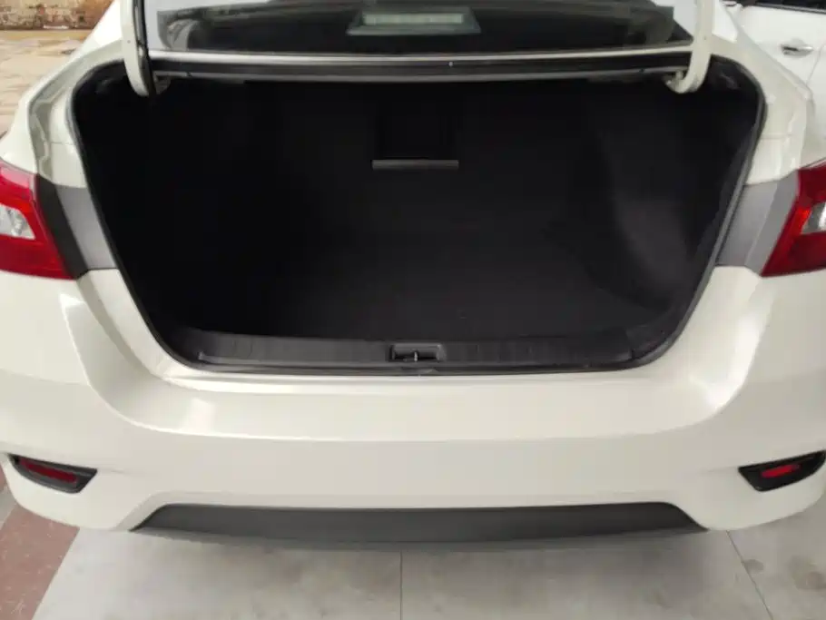 Nissan Sylphy — миниатюра 4