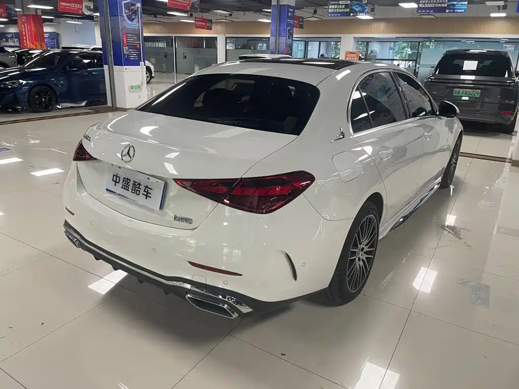 Mercedes-Benz C-Class — миниатюра 4