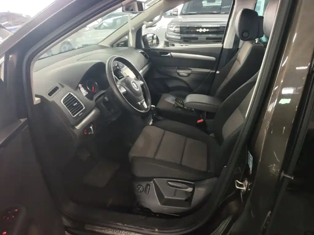 Volkswagen Sharan — миниатюра 15