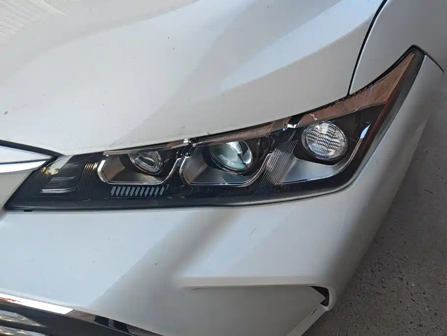 Toyota Avalon — миниатюра 5