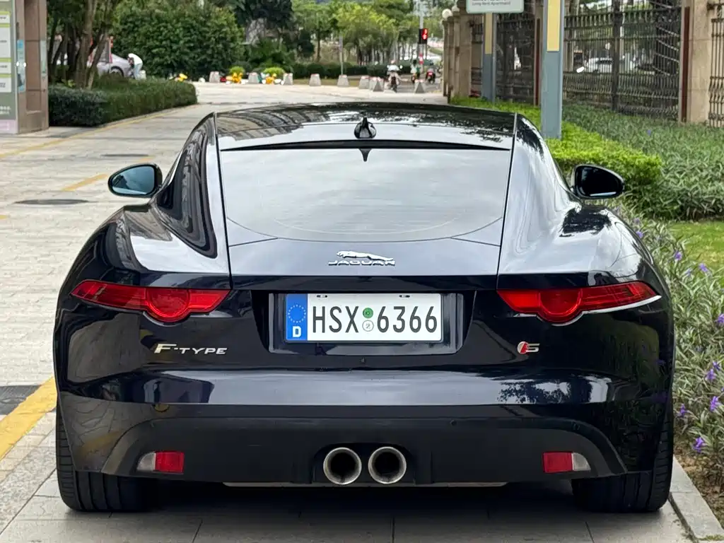 Jaguar F-TYPE — миниатюра 5