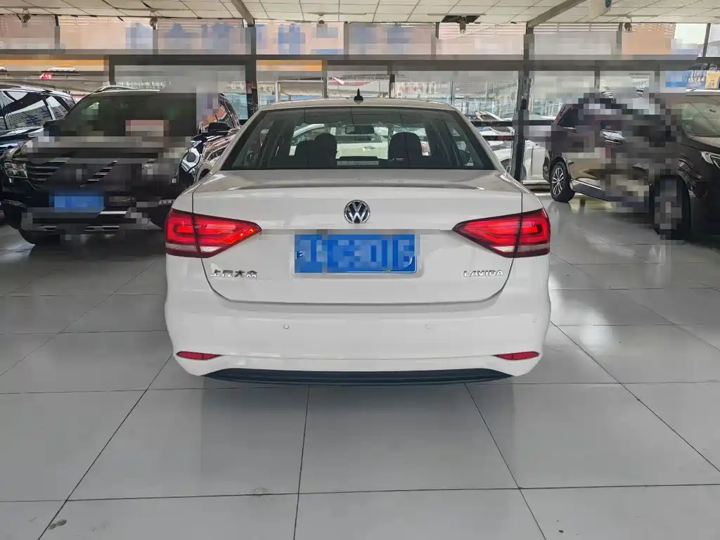 Volkswagen Lavida — миниатюра 8