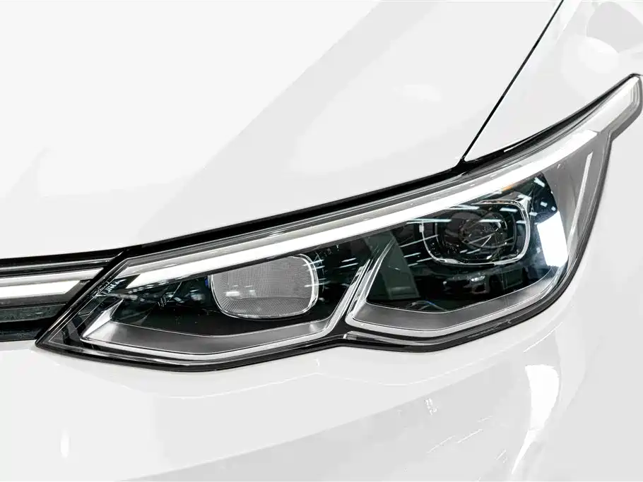 Volkswagen Golf — миниатюра 4