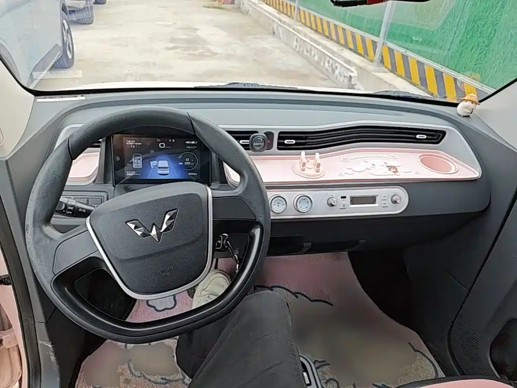 Wuling MINIEV — миниатюра 10