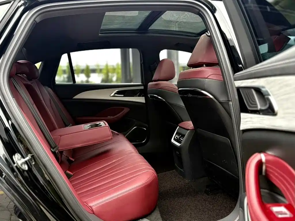 Hongqi Hongqi H5 — миниатюра 5