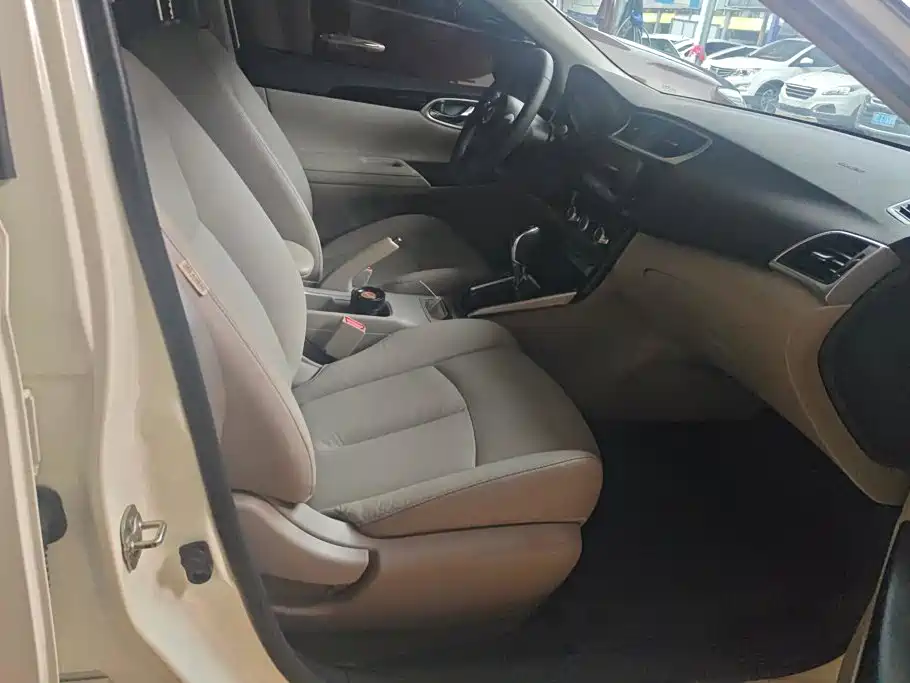 Nissan Sylphy — миниатюра 8