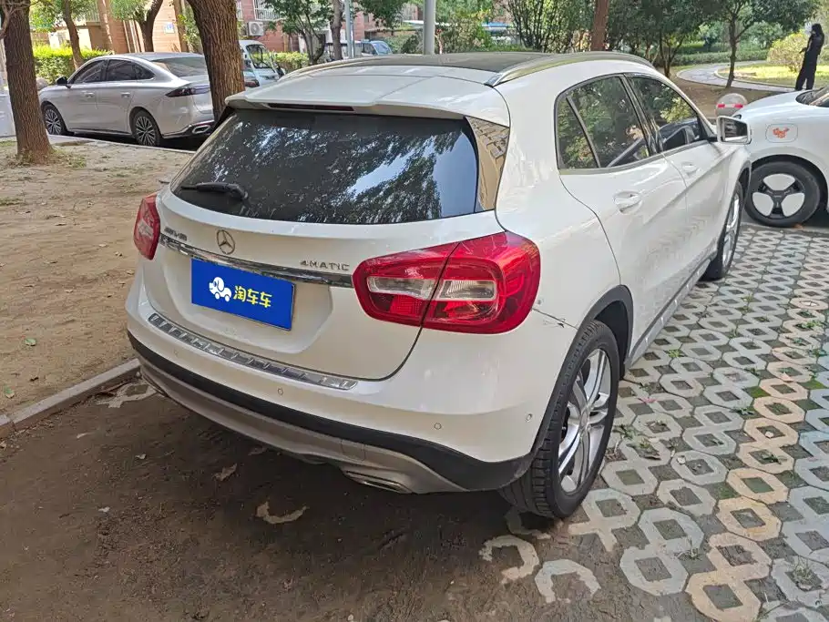 Mercedes-Benz GLA — миниатюра 3