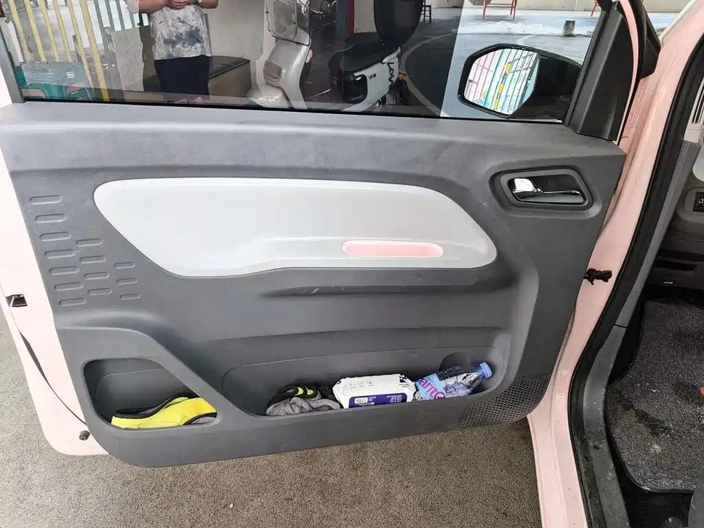 Wuling MINIEV — миниатюра 17