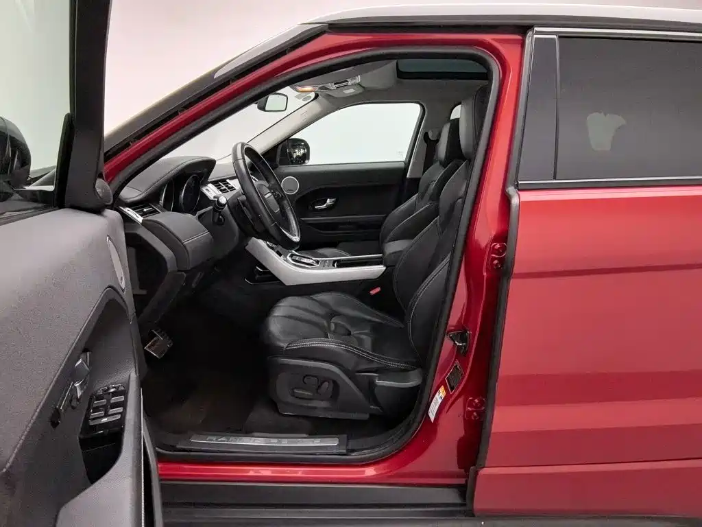 Land Rover Evoque (Import) — миниатюра 10