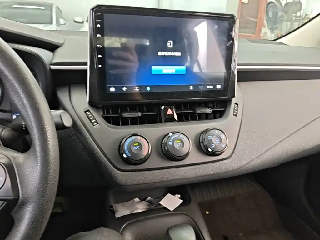 Toyota Corolla — миниатюра 18