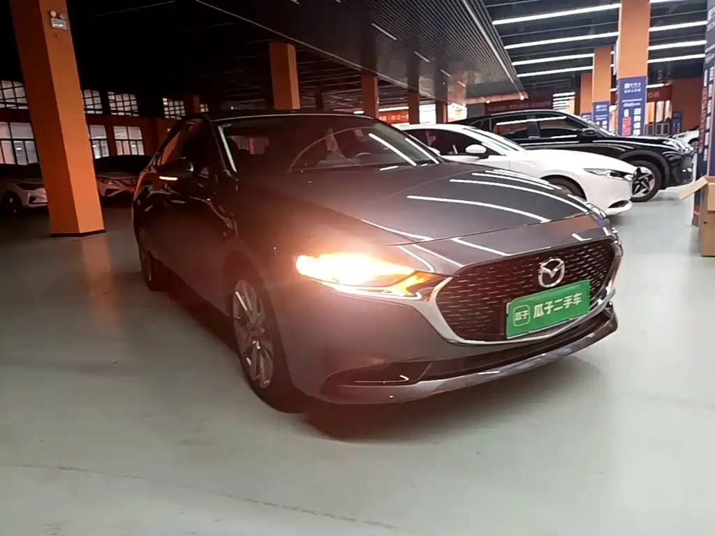 Mazda 3 Axela — миниатюра 4