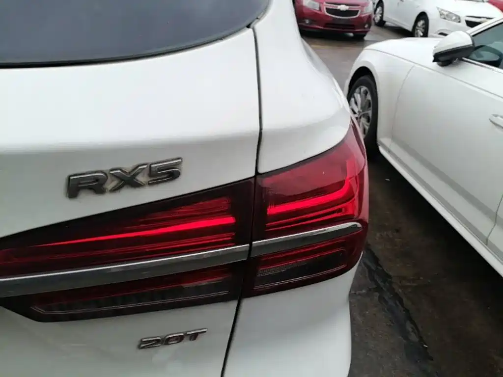 Roewe RX5 — миниатюра 8
