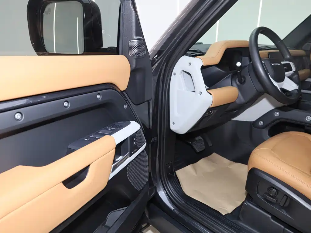 Land Rover Defender — миниатюра 11