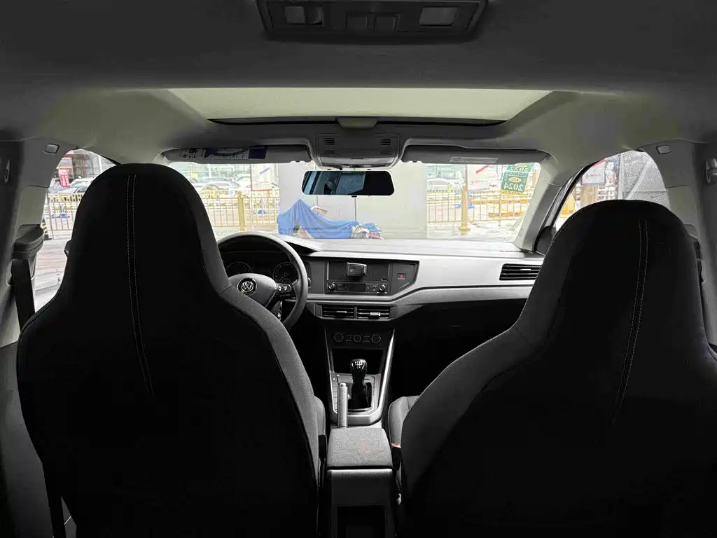 Volkswagen Polo — миниатюра 16