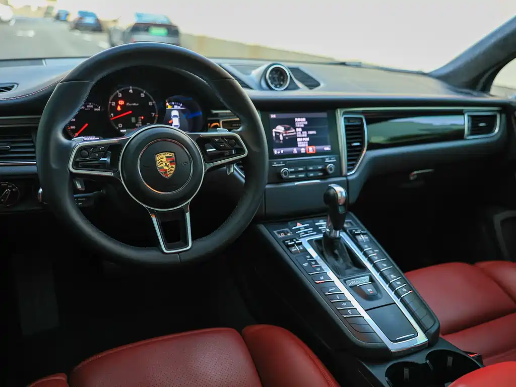 Porsche Macan 2017 Macan Turbo 3.6T