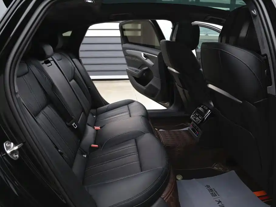 Audi A6L — миниатюра 24