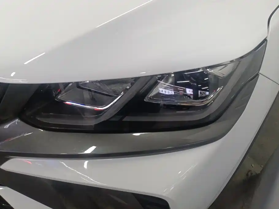Geely Binyue — миниатюра 5