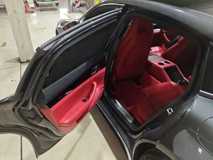 Porsche Panamera Hybrid — миниатюра 6