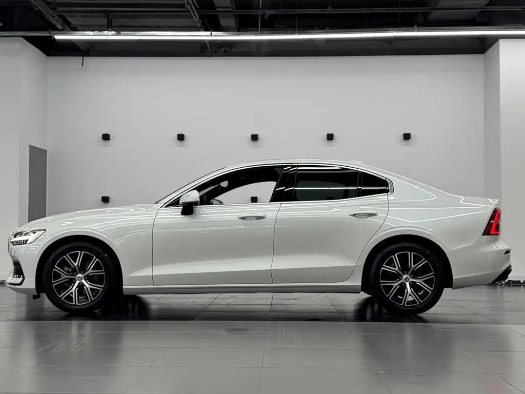 Volvo S60 — миниатюра 12
